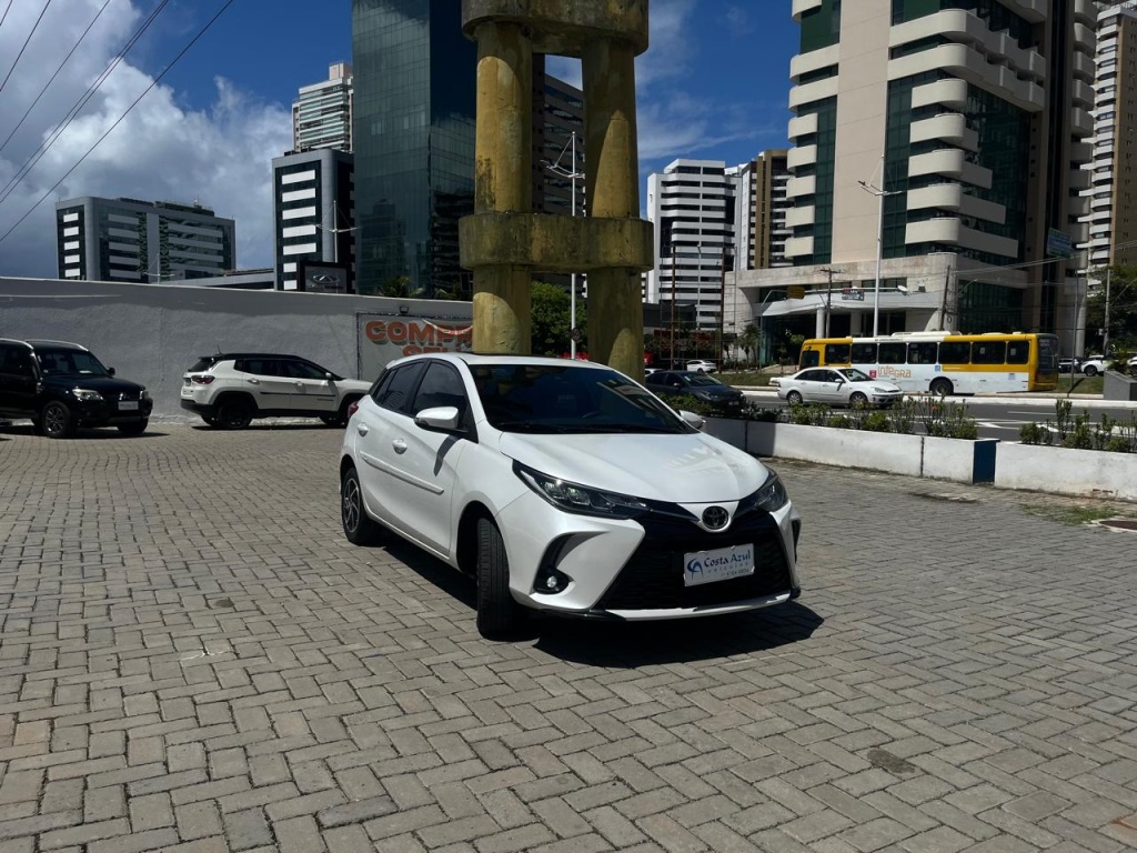 TOYOTA YARIS