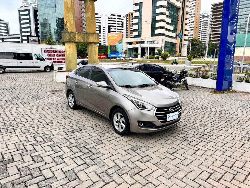 HYUNDAI HB20S