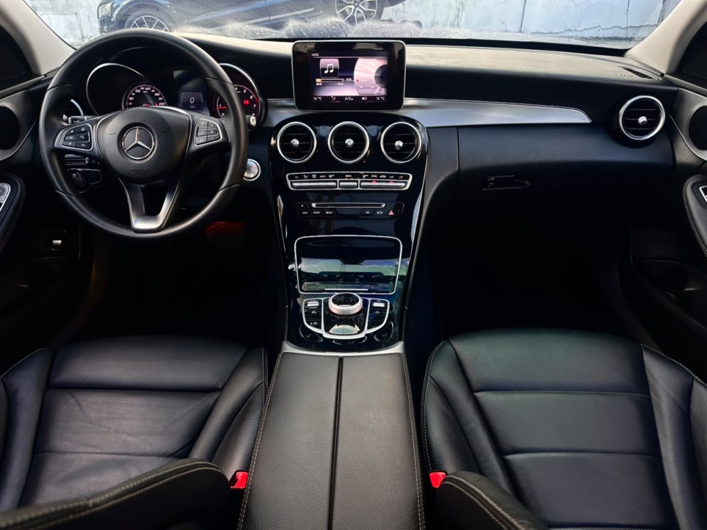 Mercedes-Benz Classe C 250 2.0 Cgi Gasolina Avantgarde 9g Tronic - foto 2