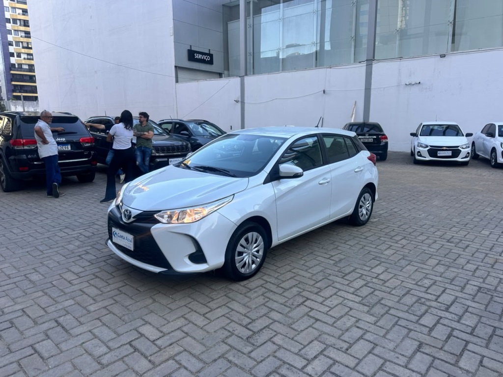 TOYOTA YARIS