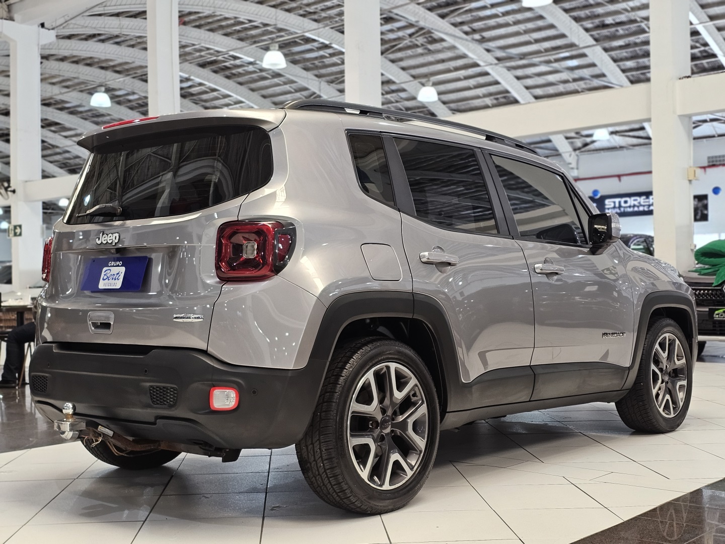 Jeep Renegade Longitude 1.8 4X2 Flex 16V Aut. - foto 7