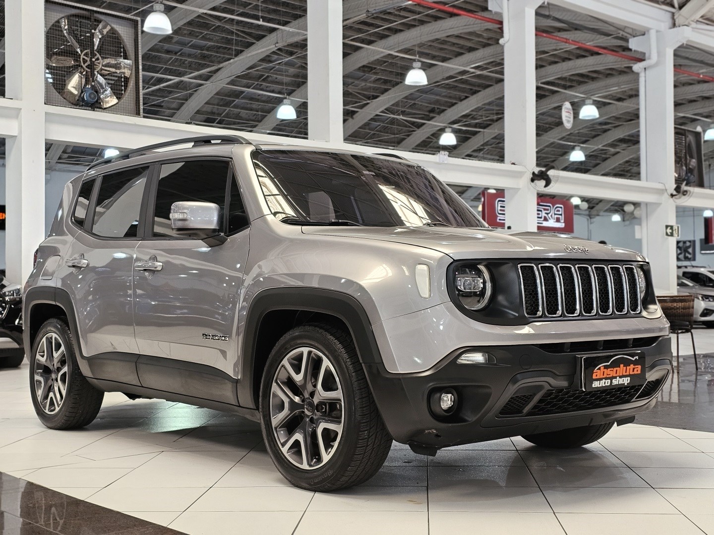 Jeep Renegade Longitude 1.8 4X2 Flex 16V Aut. - foto 6