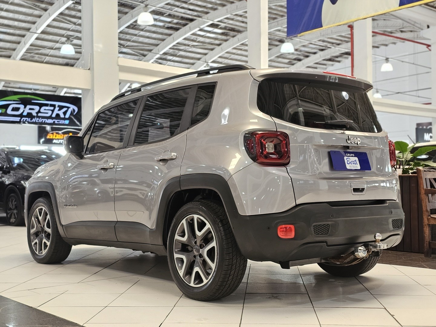Jeep Renegade Longitude 1.8 4X2 Flex 16V Aut. - foto 12