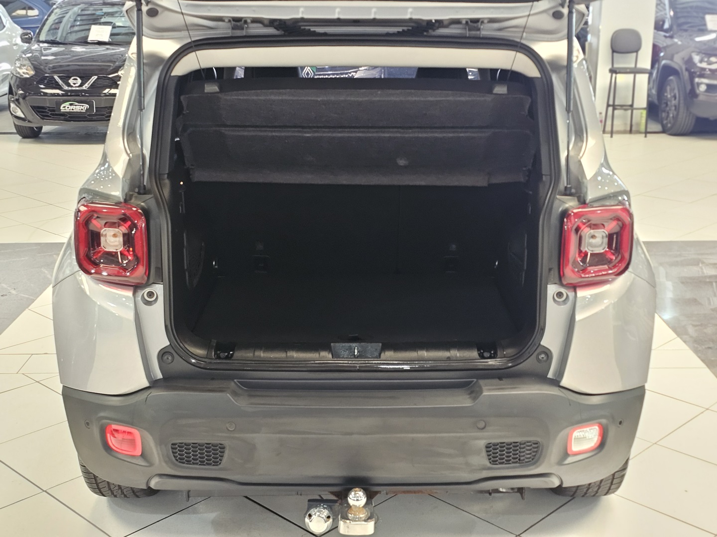 Jeep Renegade Longitude 1.8 4X2 Flex 16V Aut. - foto 10