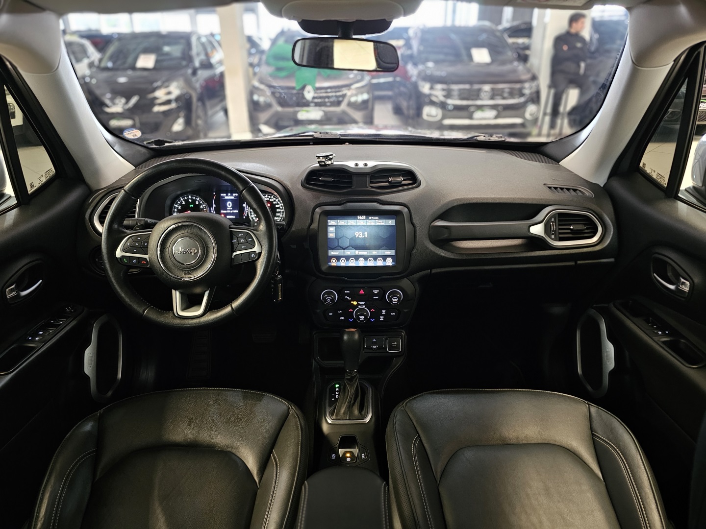 Jeep Renegade Longitude 1.8 4X2 Flex 16V Aut. - foto 13