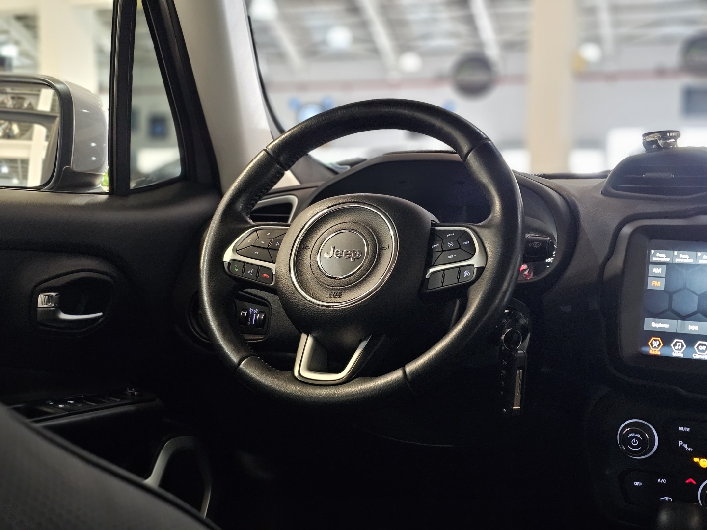 Jeep Renegade Longitude 1.8 4X2 Flex 16V Aut. - foto 14