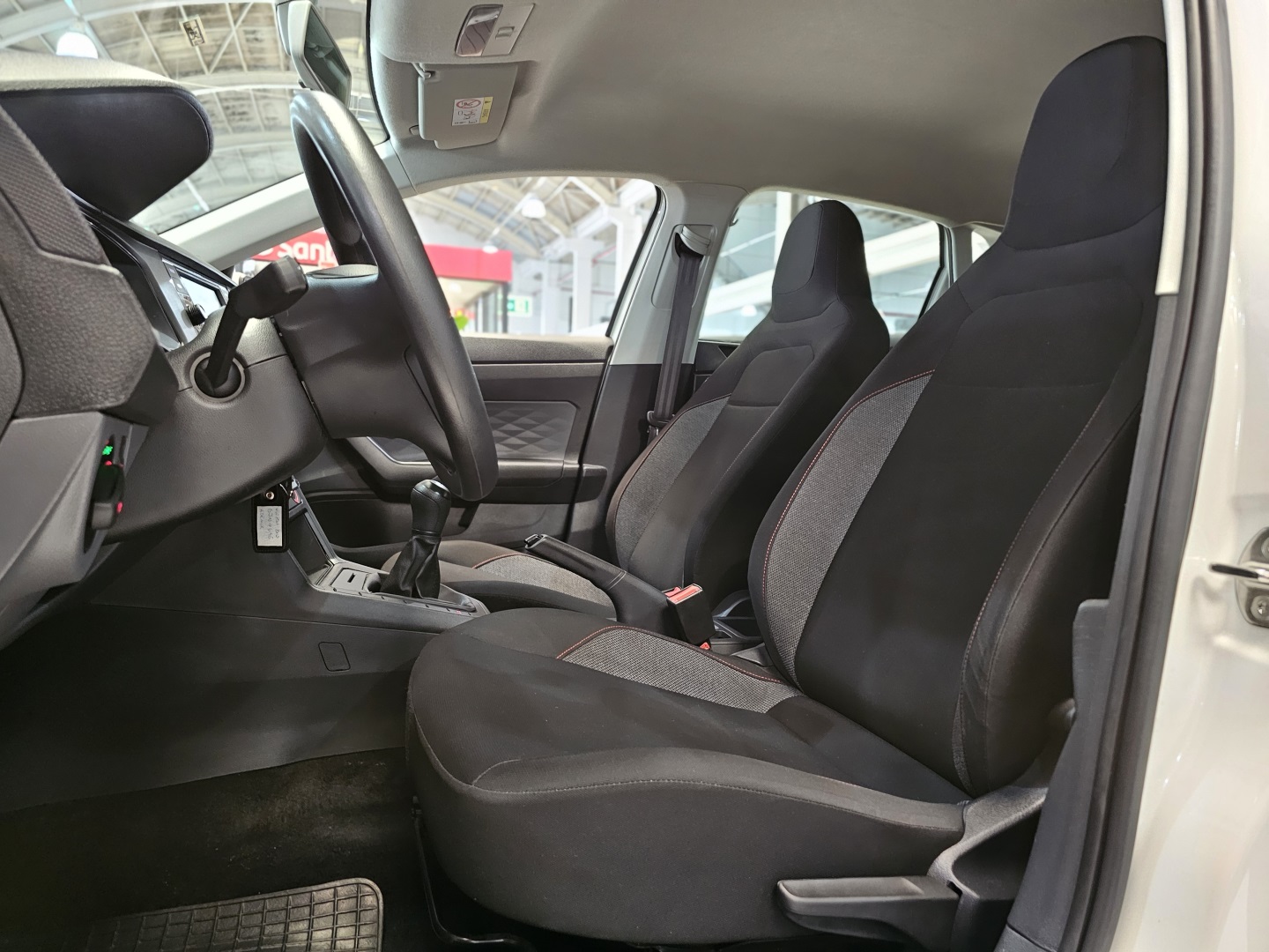 Volkswagen Polo 1.0 MPI Flex 12V 5P - foto 15