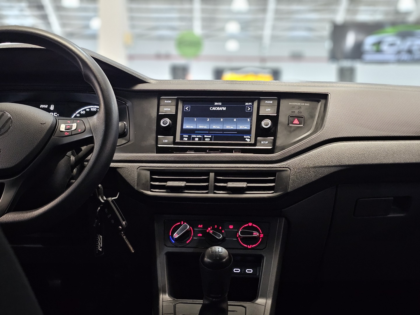 Volkswagen Polo 1.0 MPI Flex 12V 5P - foto 18