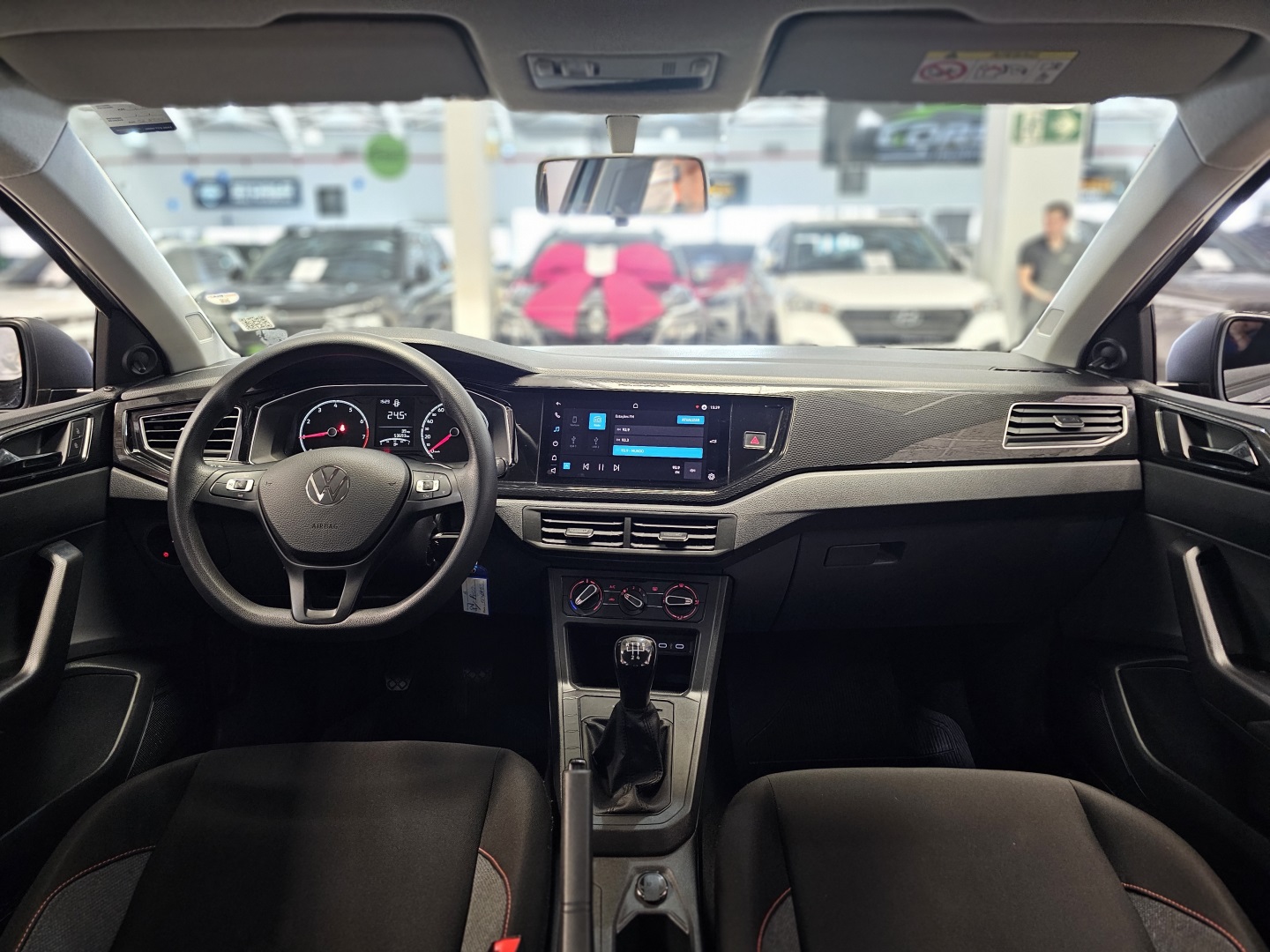 Volkswagen Polo 1.0 MPI Flex 12V 5P - foto 12