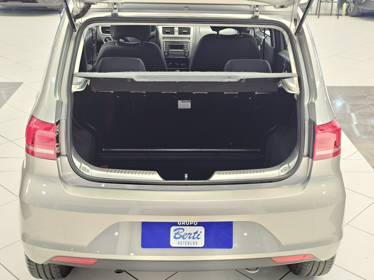 Volkswagen Fox 1.6 MSI Trendline 8V Flex 4P Manual - foto 9