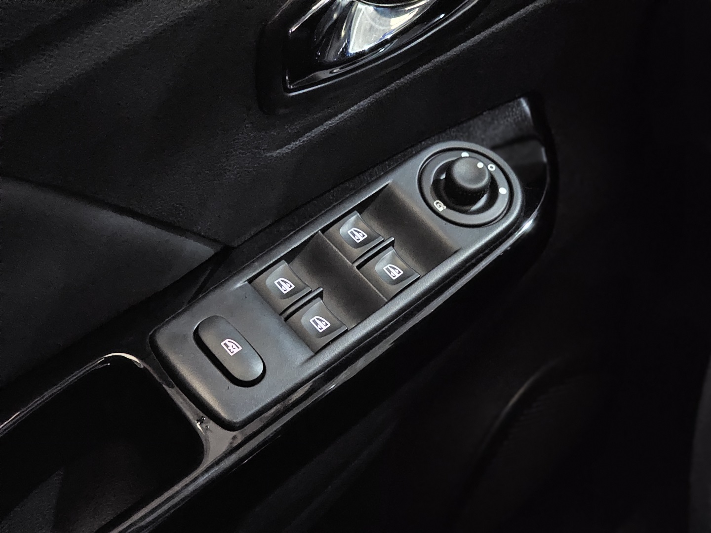 Renault Captur 1.6 16V Sce Flex Intense X Tronic - foto 15