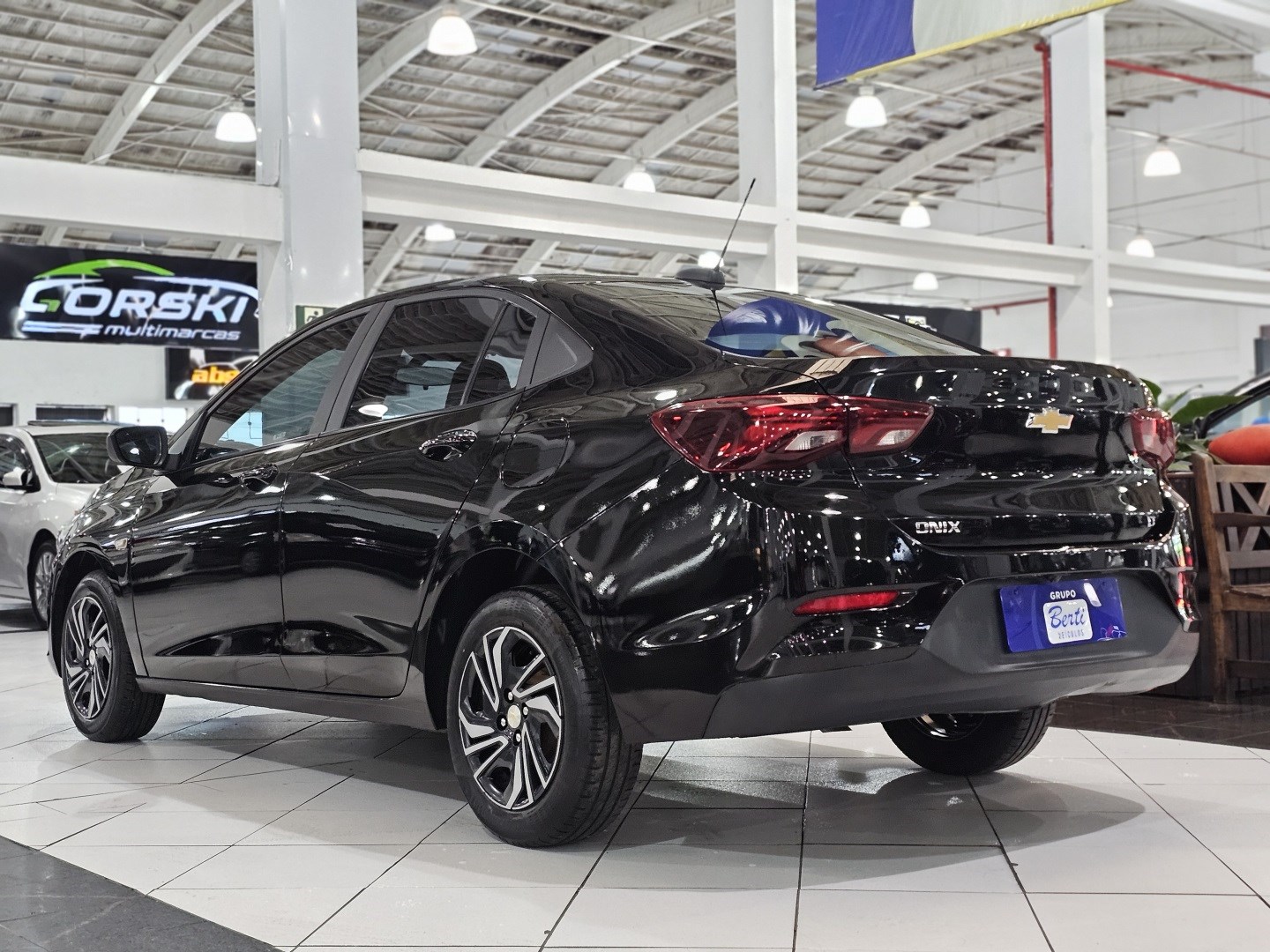 Chevrolet Onix 1.0 Flex Plus LT Manual - foto 10