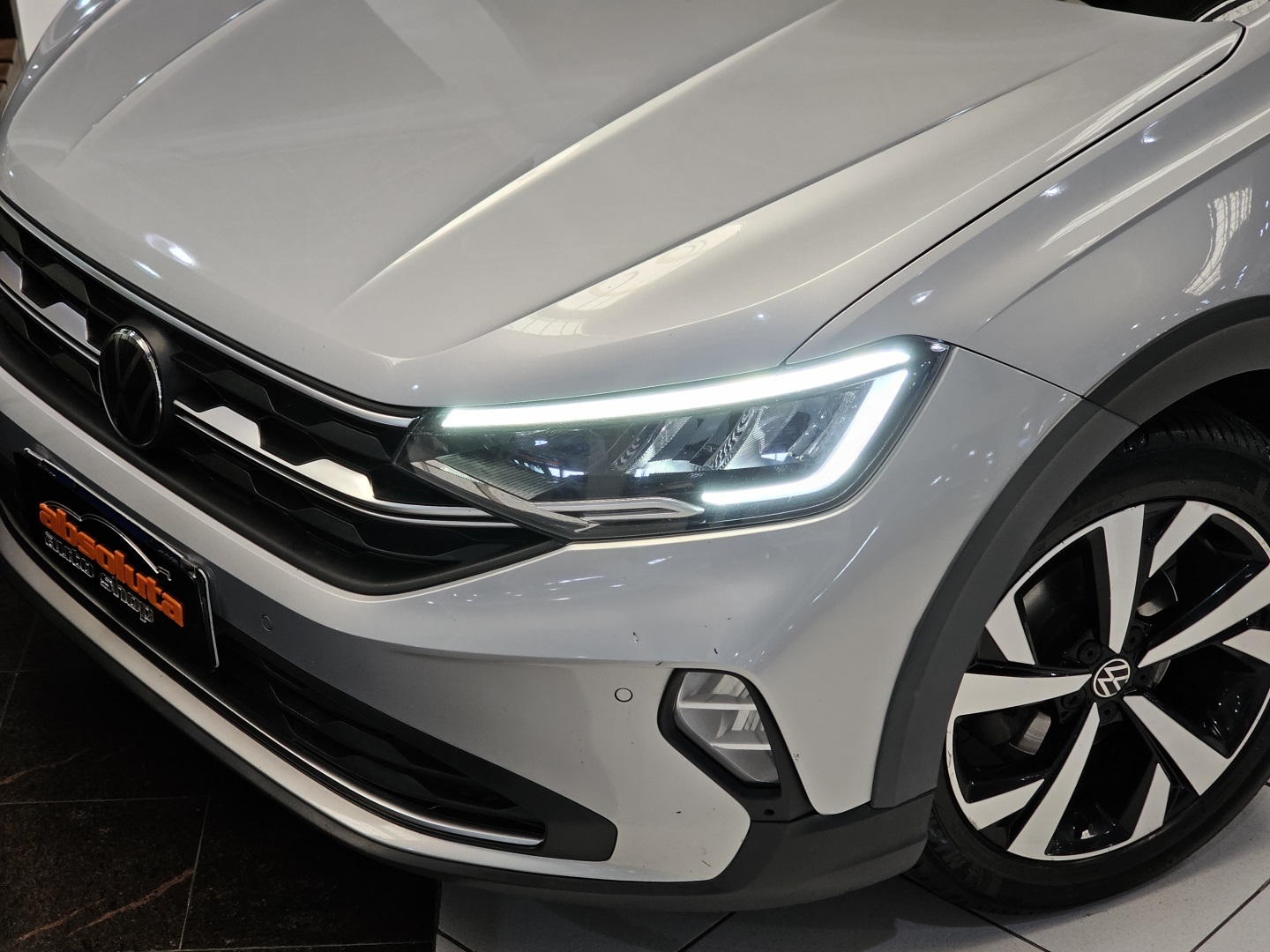 Volkswagen Nivus 1.0 200 TSI Total Flex Highline Automático - foto 2