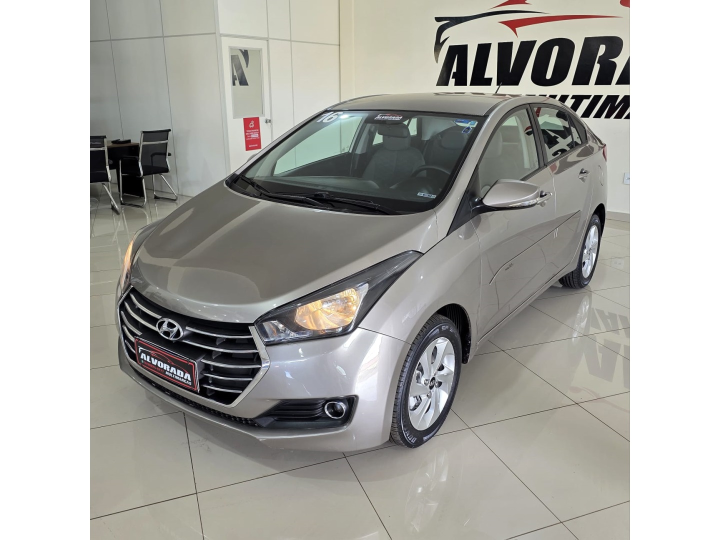 HYUNDAI HB20S