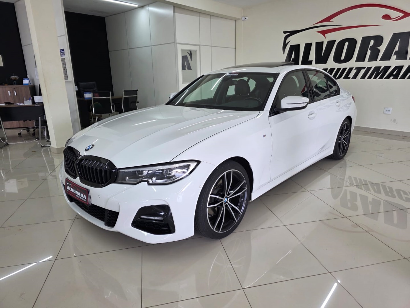 BMW 320i