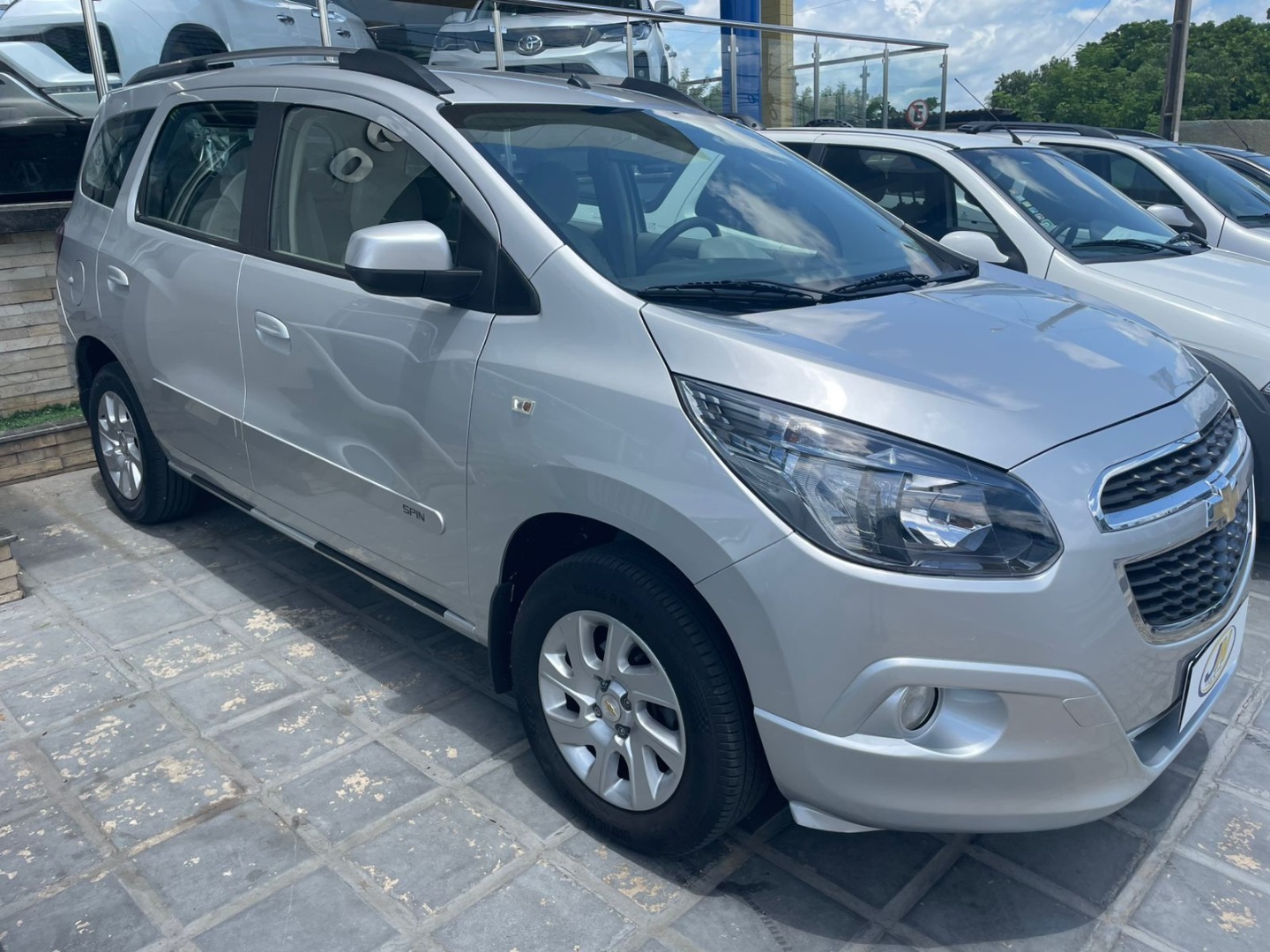 CHEVROLET SPIN