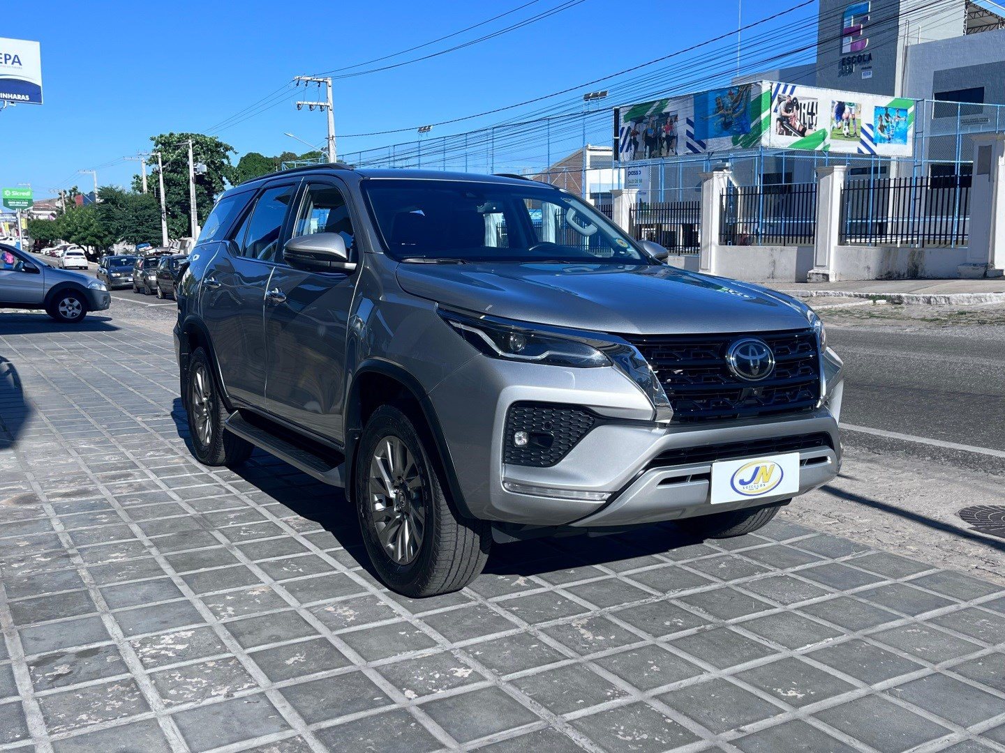 TOYOTA HILUX SW4