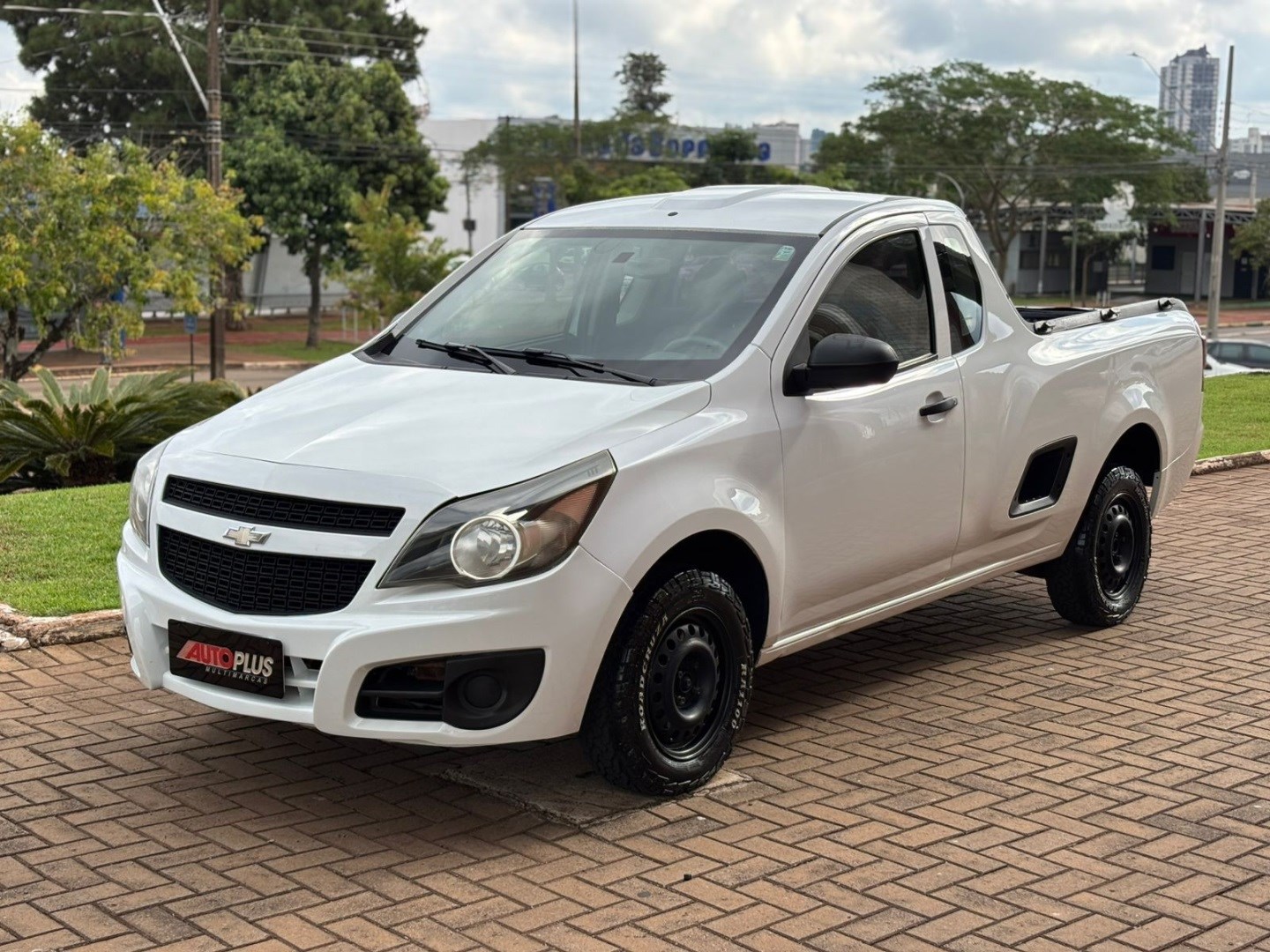 CHEVROLET MONTANA