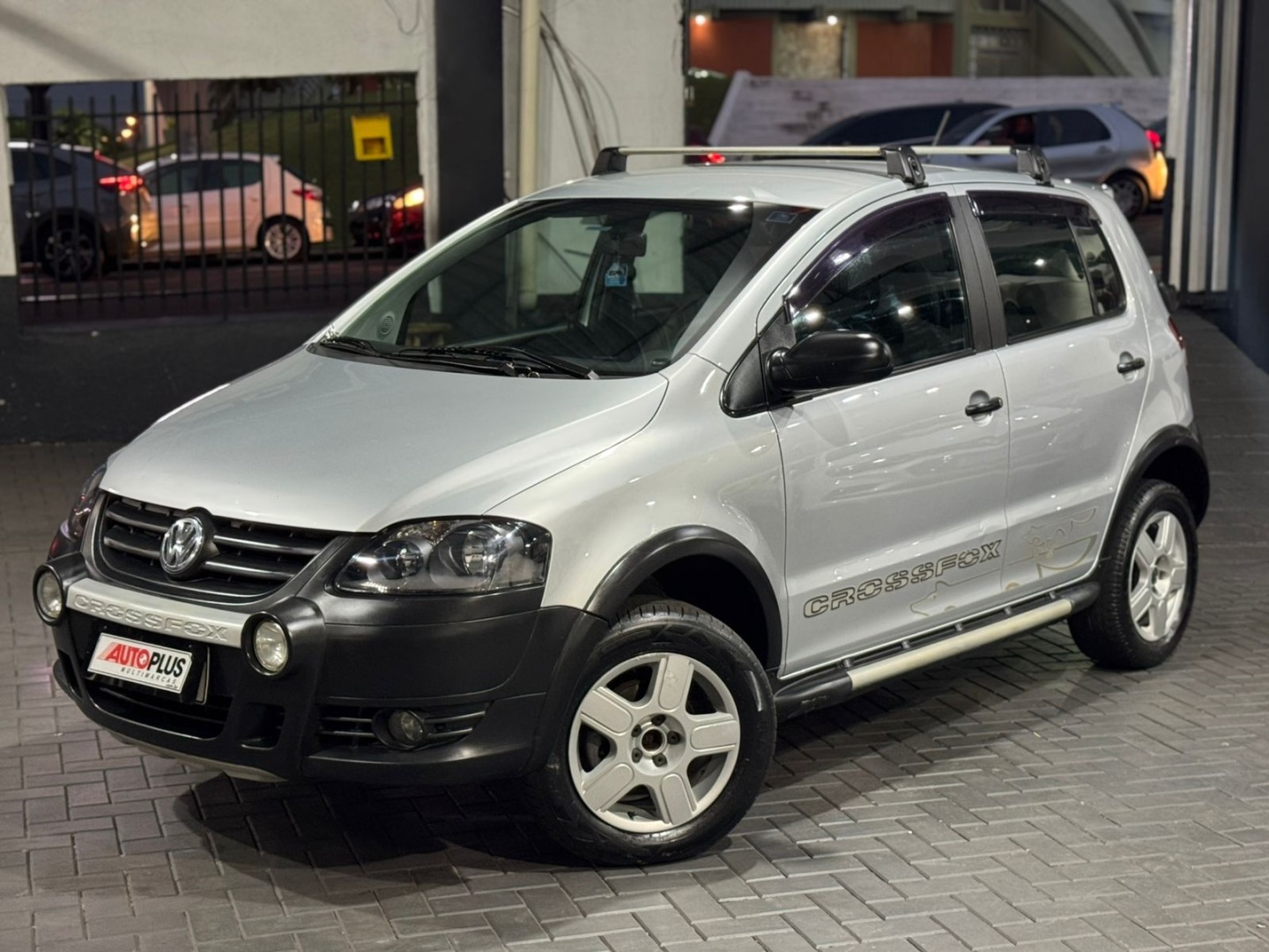 VOLKSWAGEN CROSSFOX
