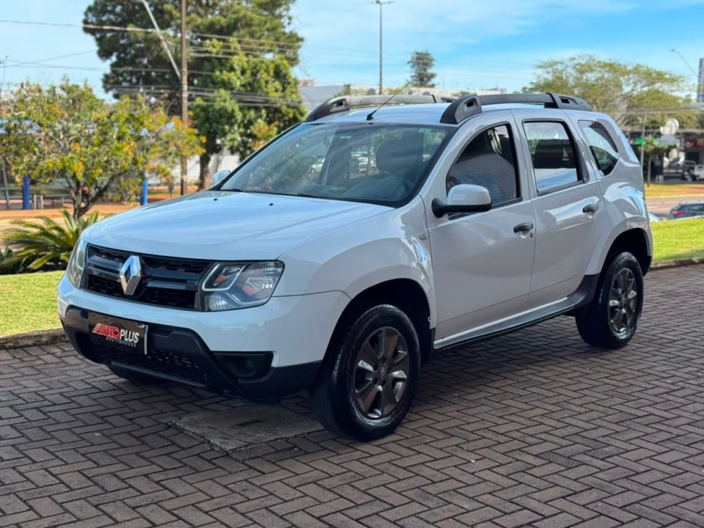 RENAULT DUSTER