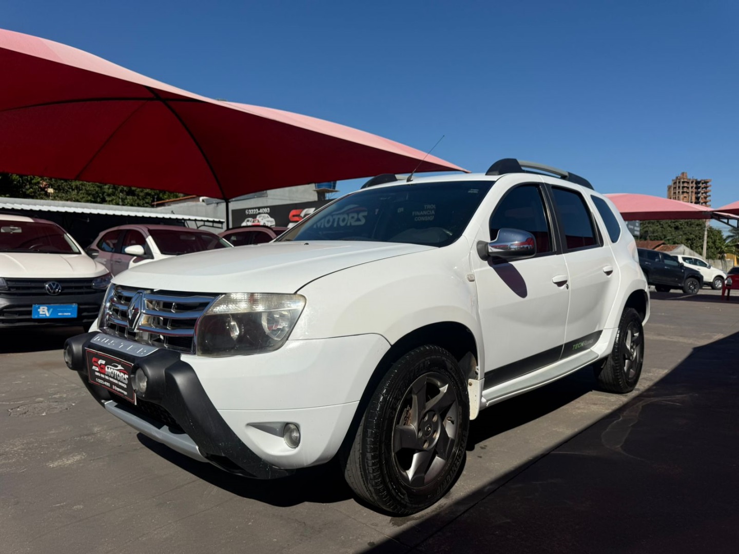 RENAULT DUSTER