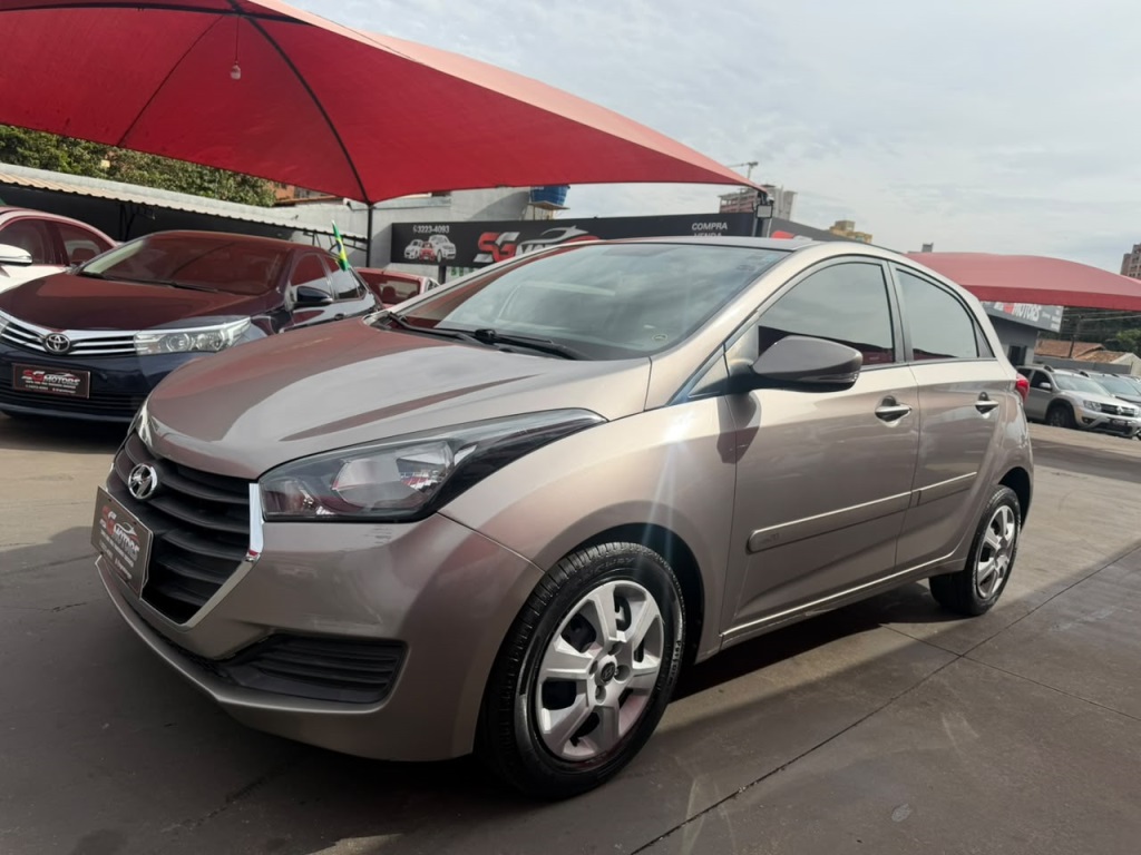 HYUNDAI HB20