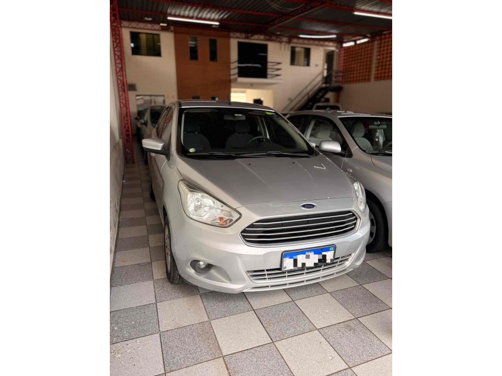 FORD KA SEDAN