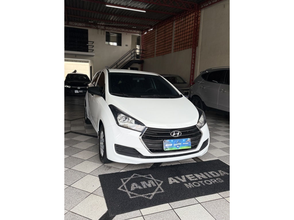 HYUNDAI HB20