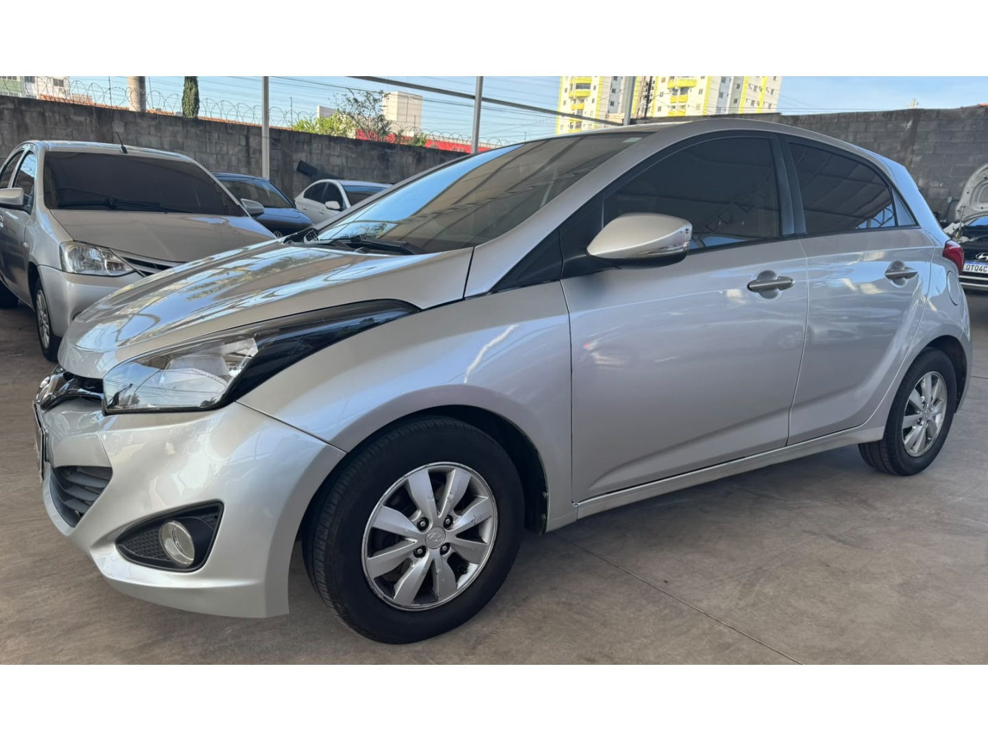 HYUNDAI HB20