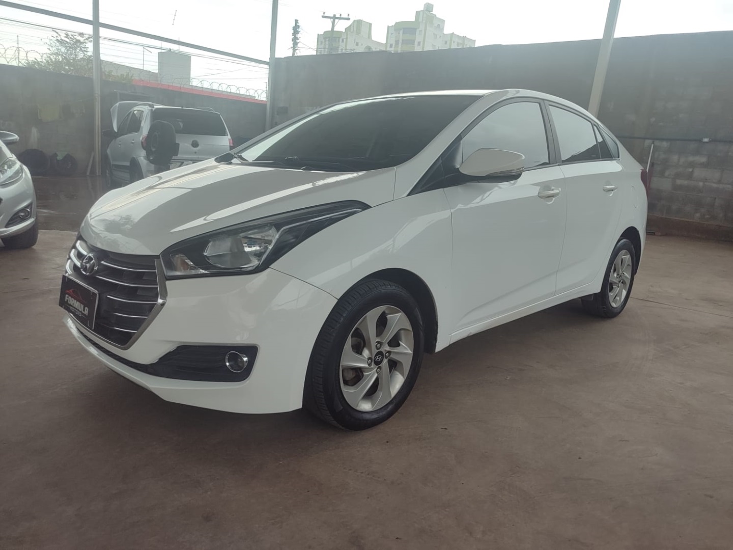 HYUNDAI HB20S
