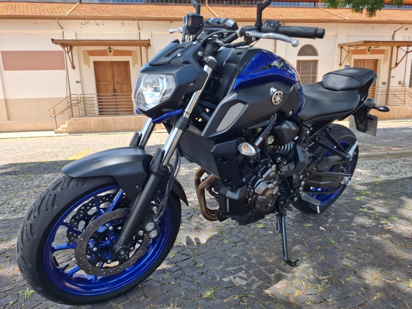 YAMAHA MT-07