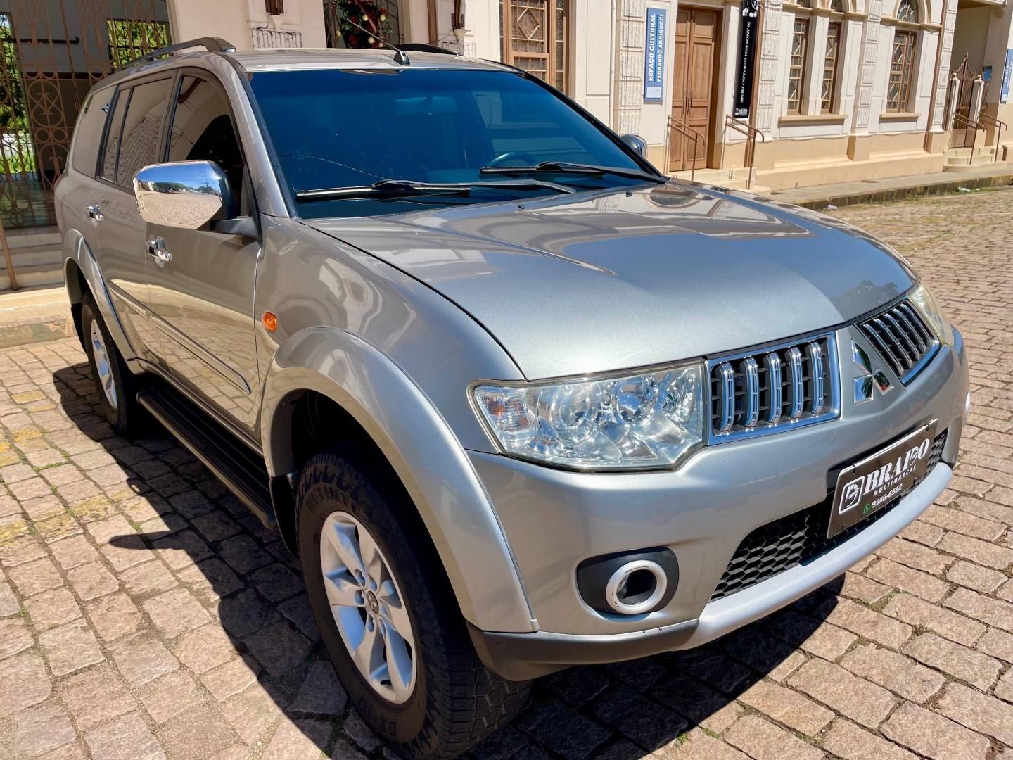 MITSUBISHI PAJERO DAKAR