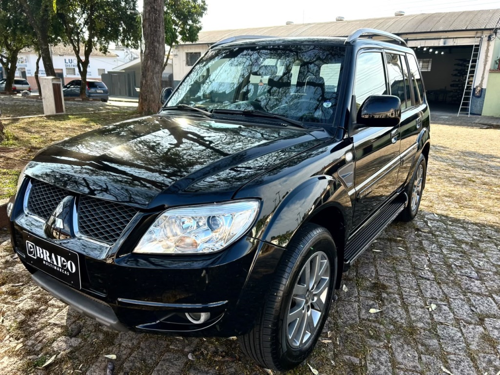 Pajero Tr4 2.0 4X2 16V 140Cv Flex 4P Automatico 2013