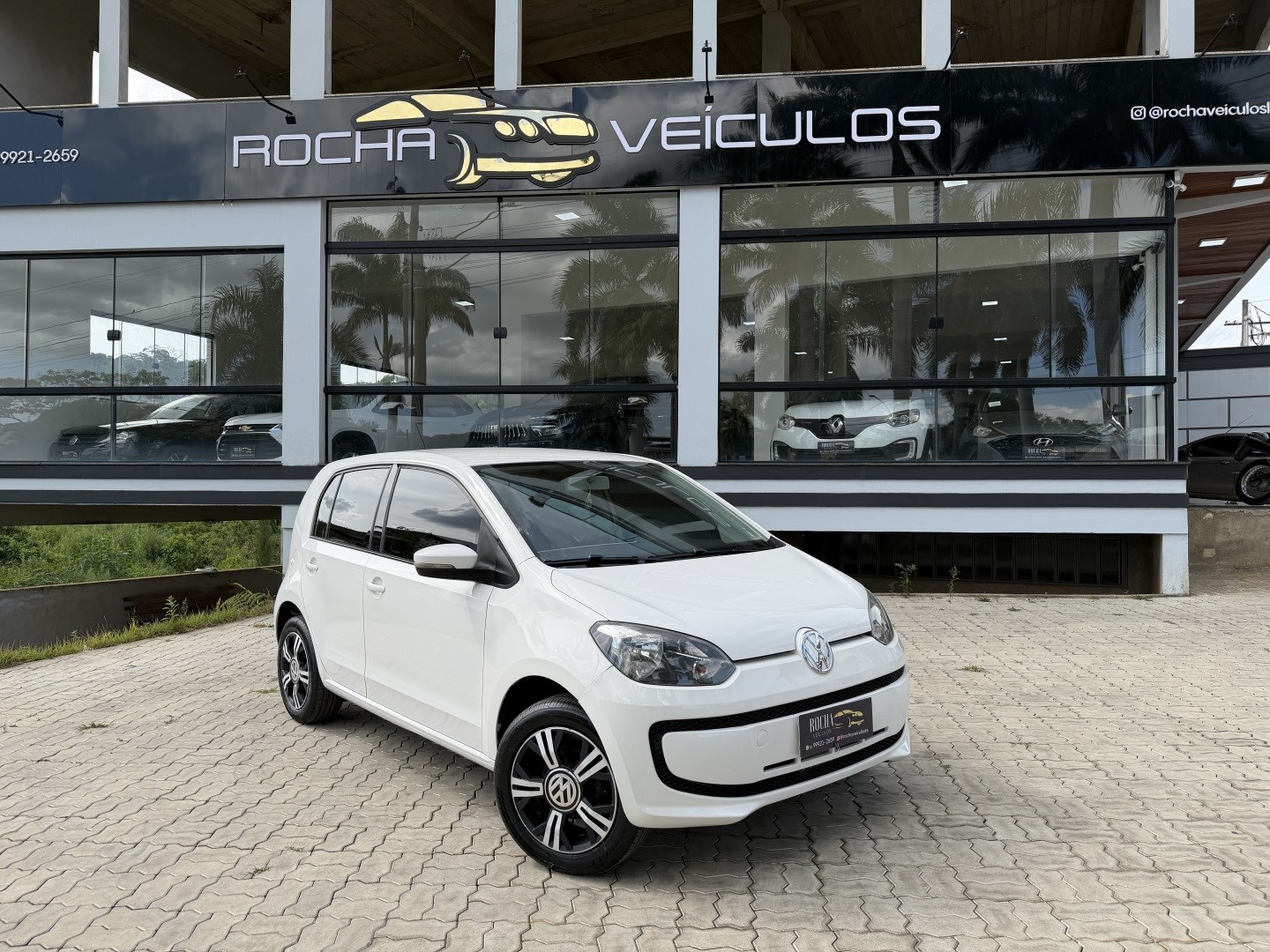 VOLKSWAGEN UP