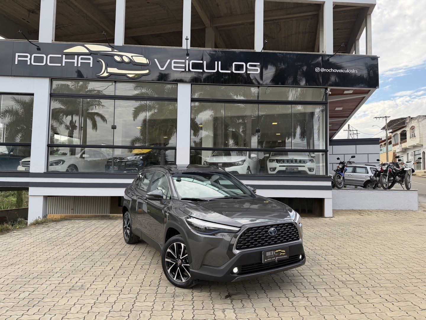 TOYOTA COROLLA CROSS