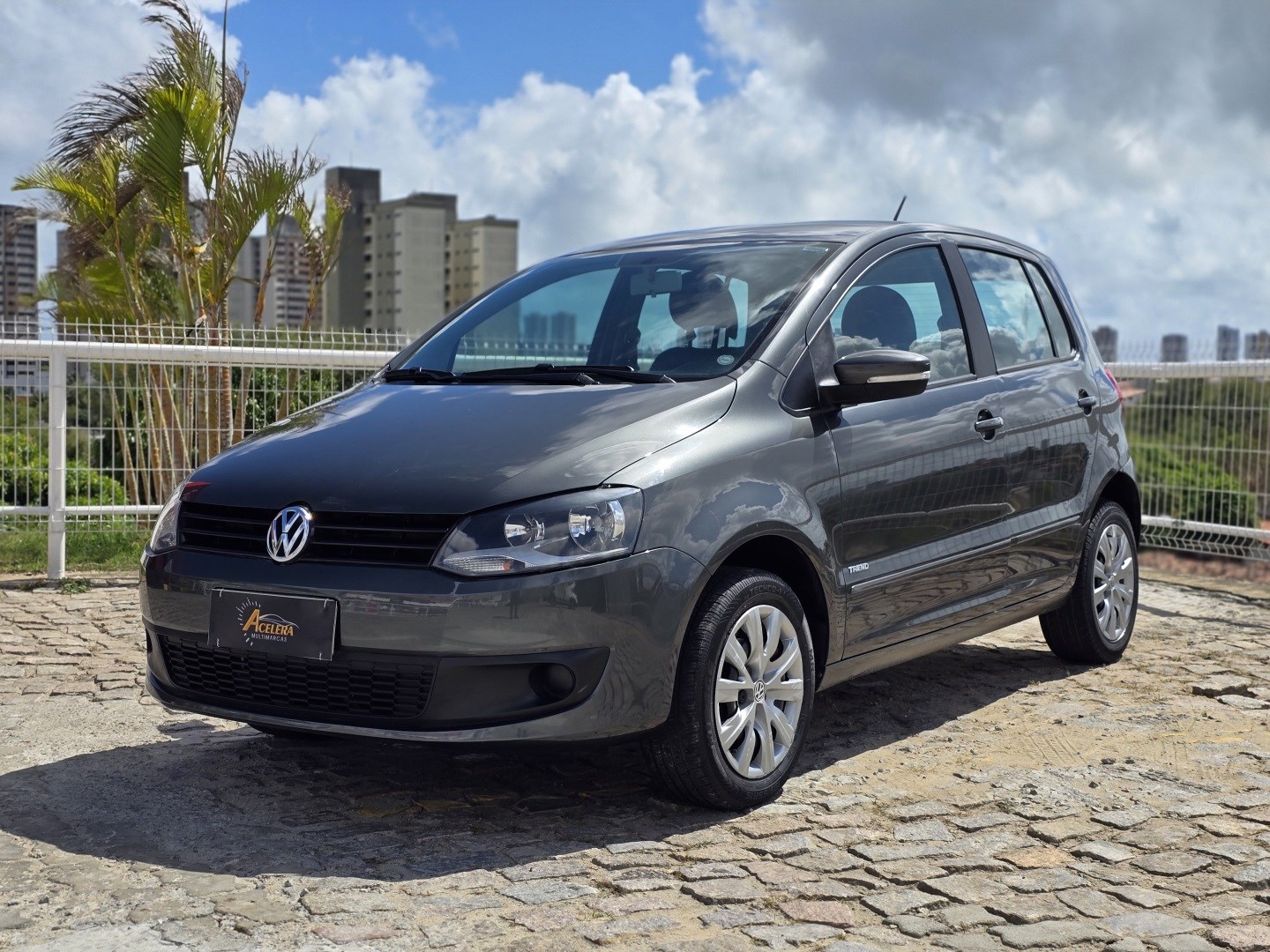 VOLKSWAGEN FOX 1.6 MI 8V FLEX 4P MANUAL