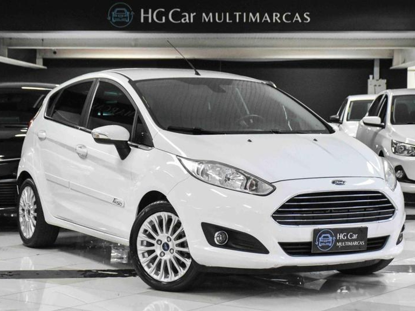 FORD FIESTA 1.6 TITANIUM HATCH 16V FLEX 4P POWERSHIFT