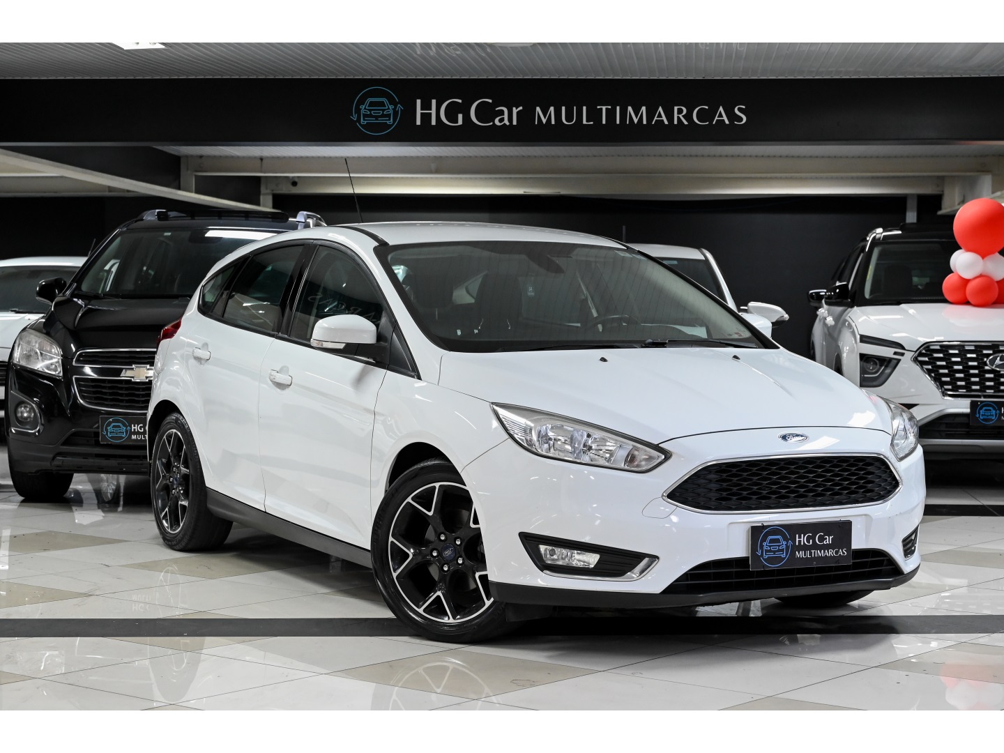 FORD FOCUS 2.0 SE FASTBACK 16V FLEX 4P POWERSHIFT
