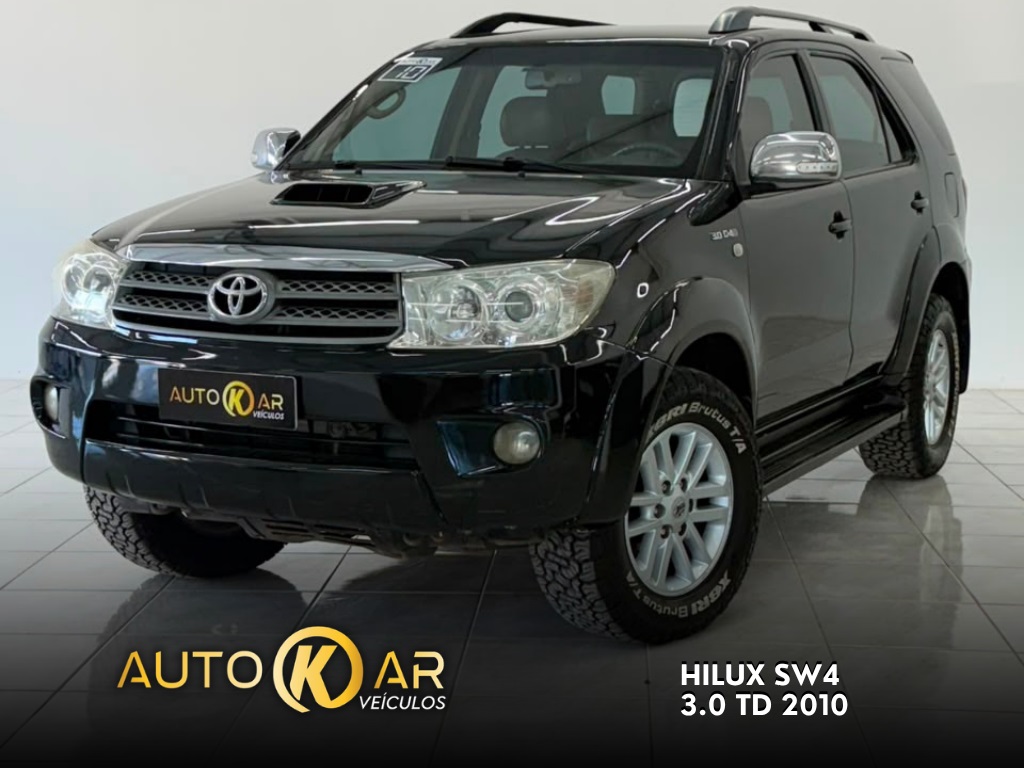 TOYOTA HILUX SW4