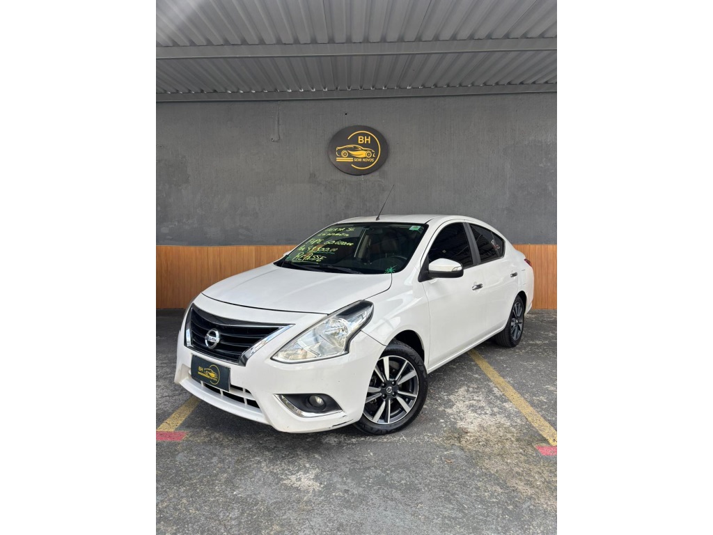 NISSAN VERSA