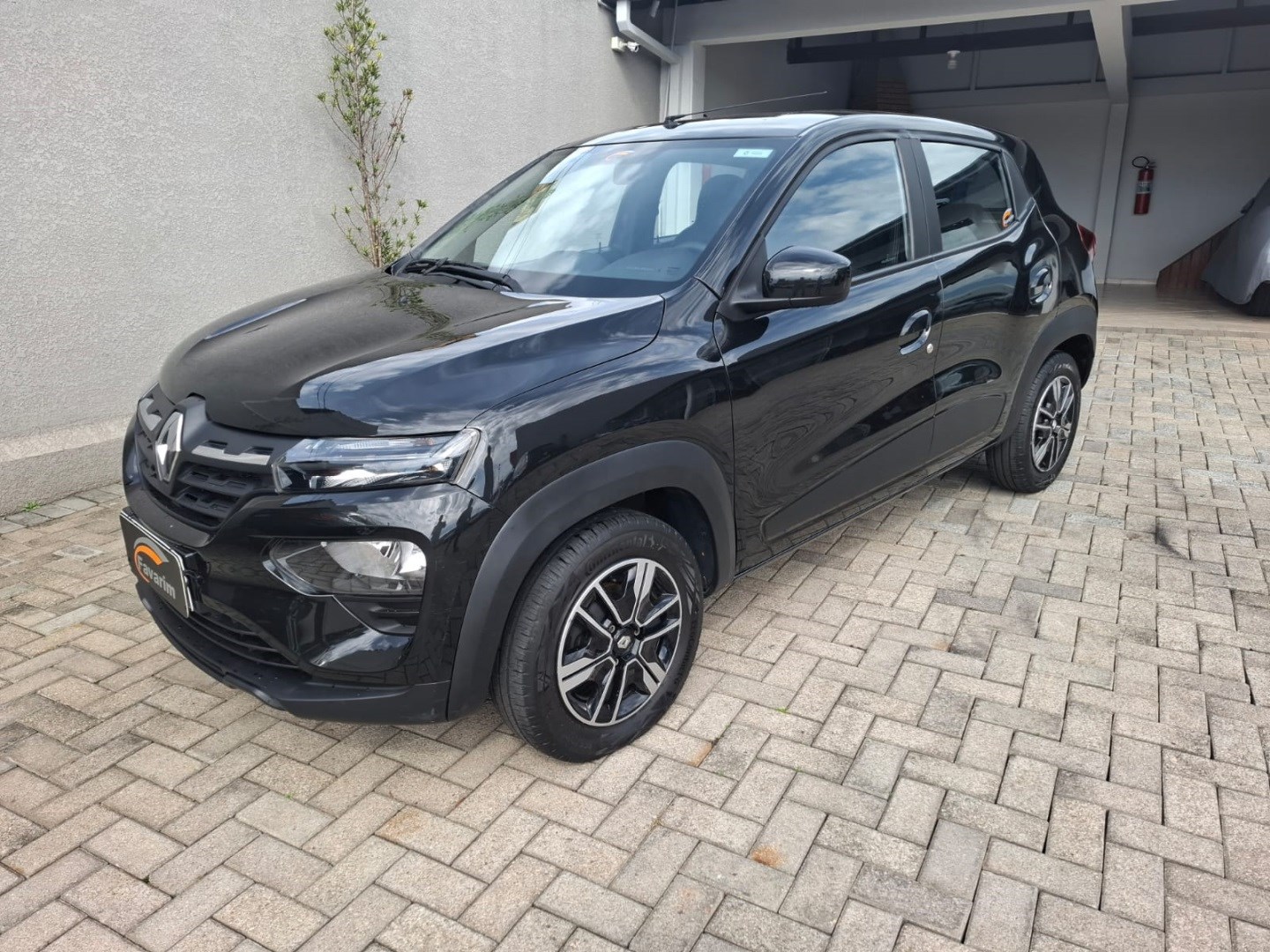 RENAULT KWID