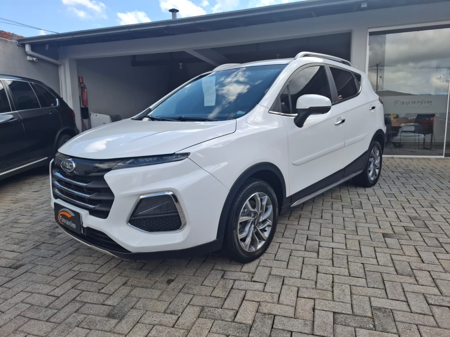 JAC T50