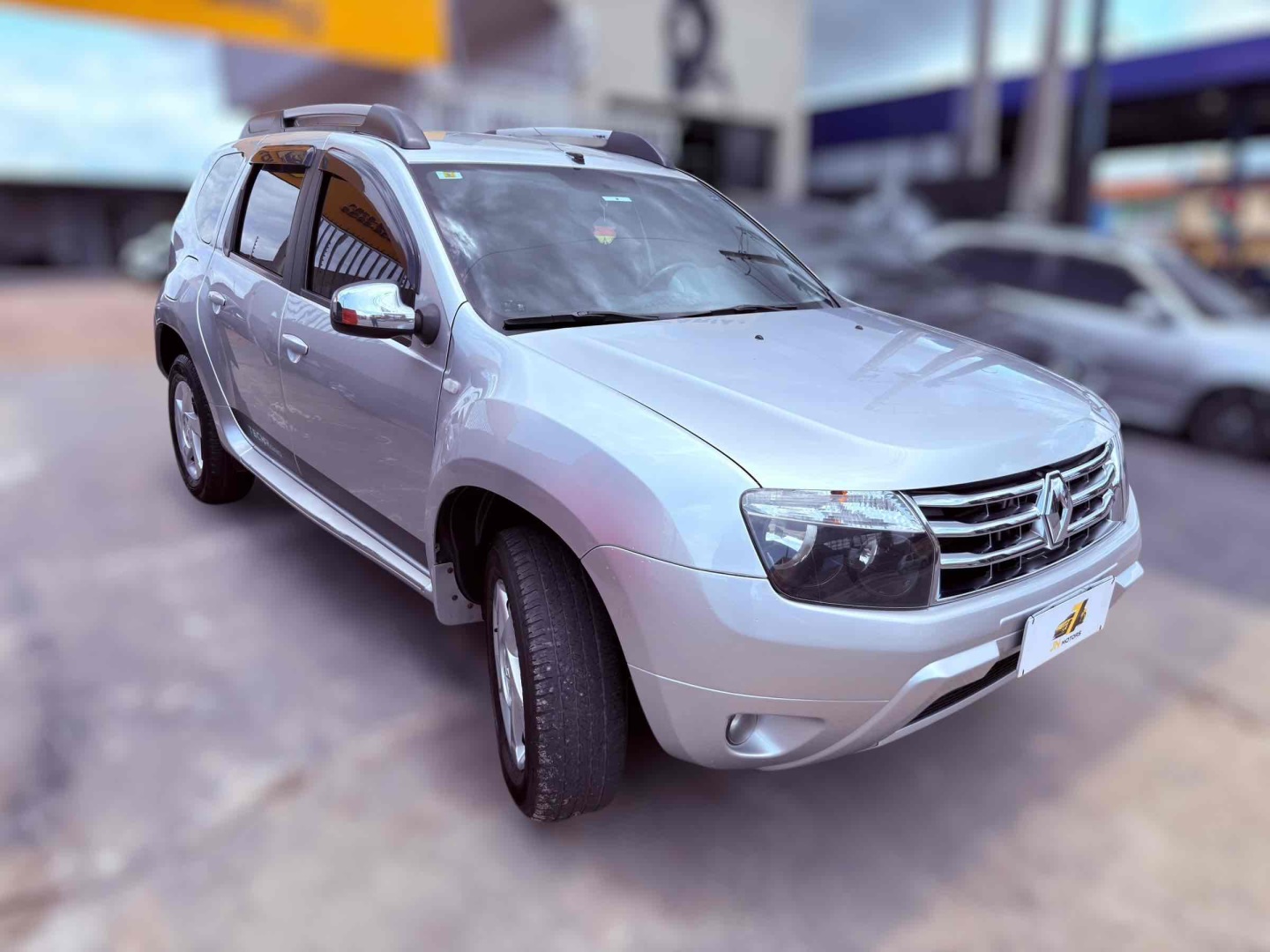 RENAULT DUSTER