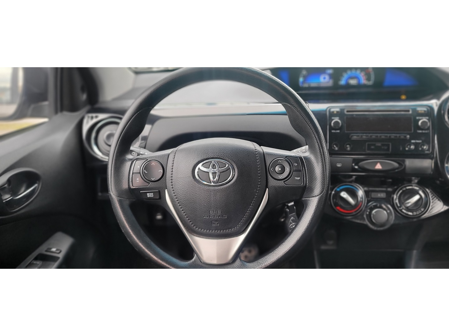 Toyota Etios 1.5 Xs 16V Flex 4P Manual - foto 8