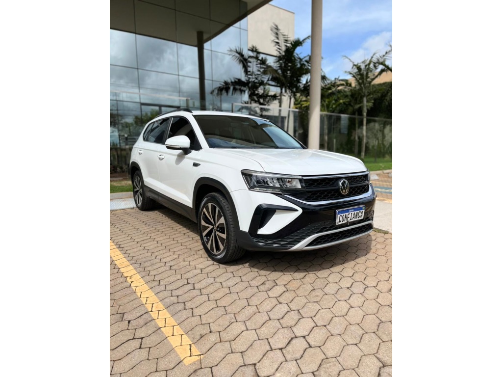 VOLKSWAGEN TAOS