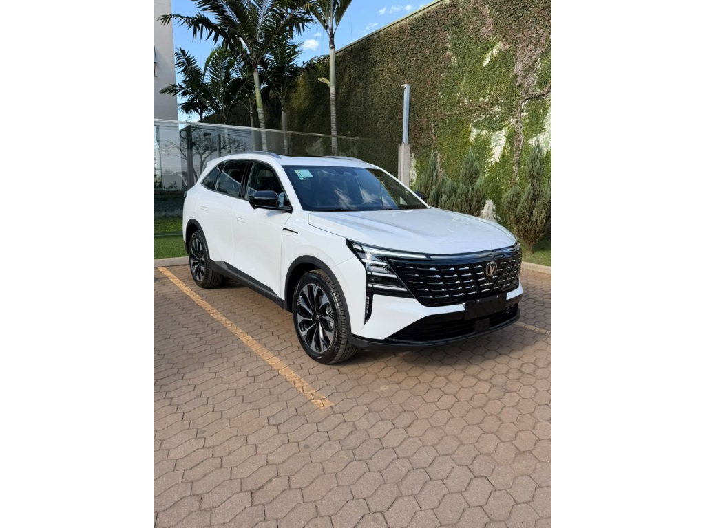 CAOA CHANGAN CS75
