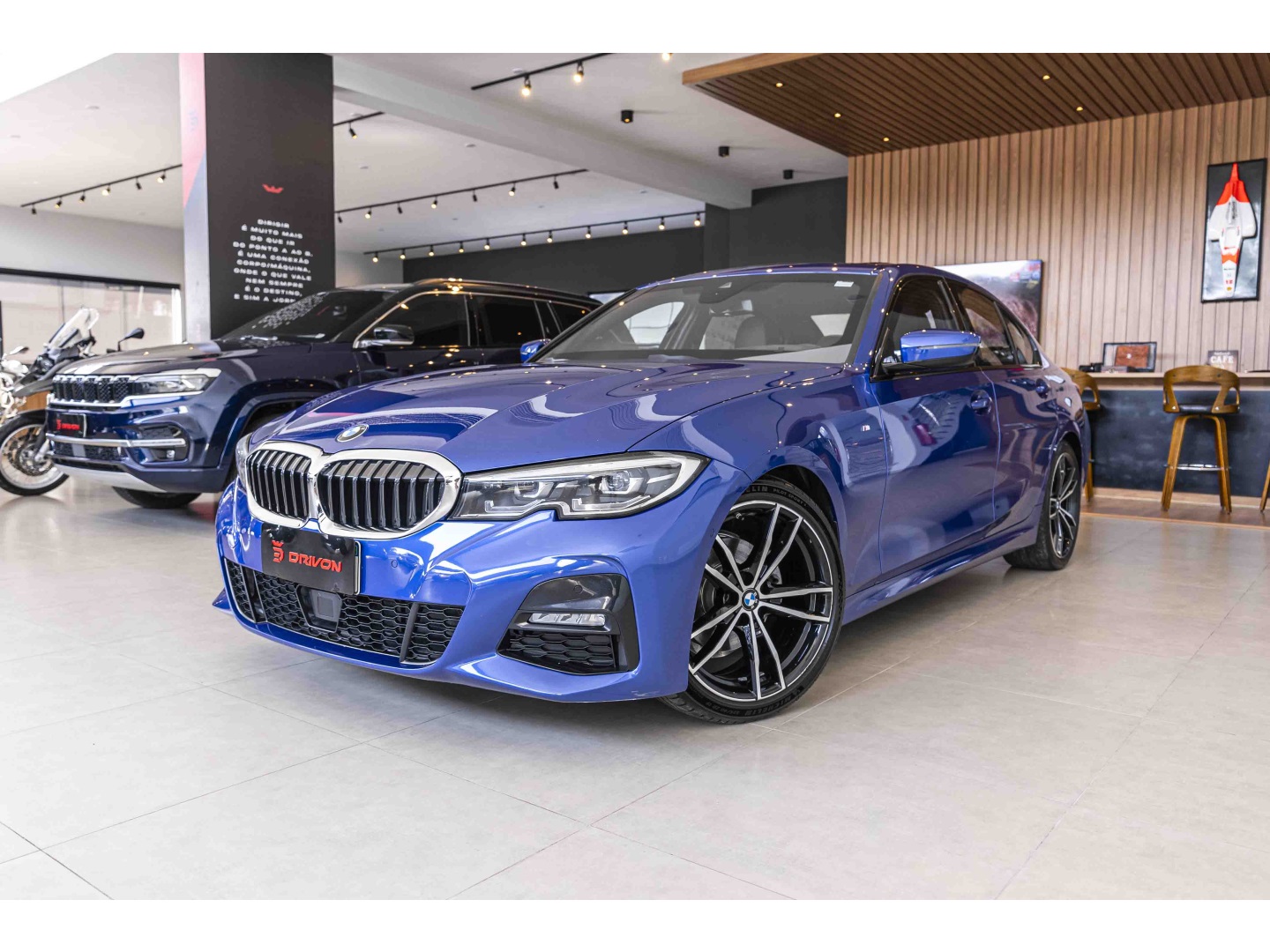 BMW 320i
