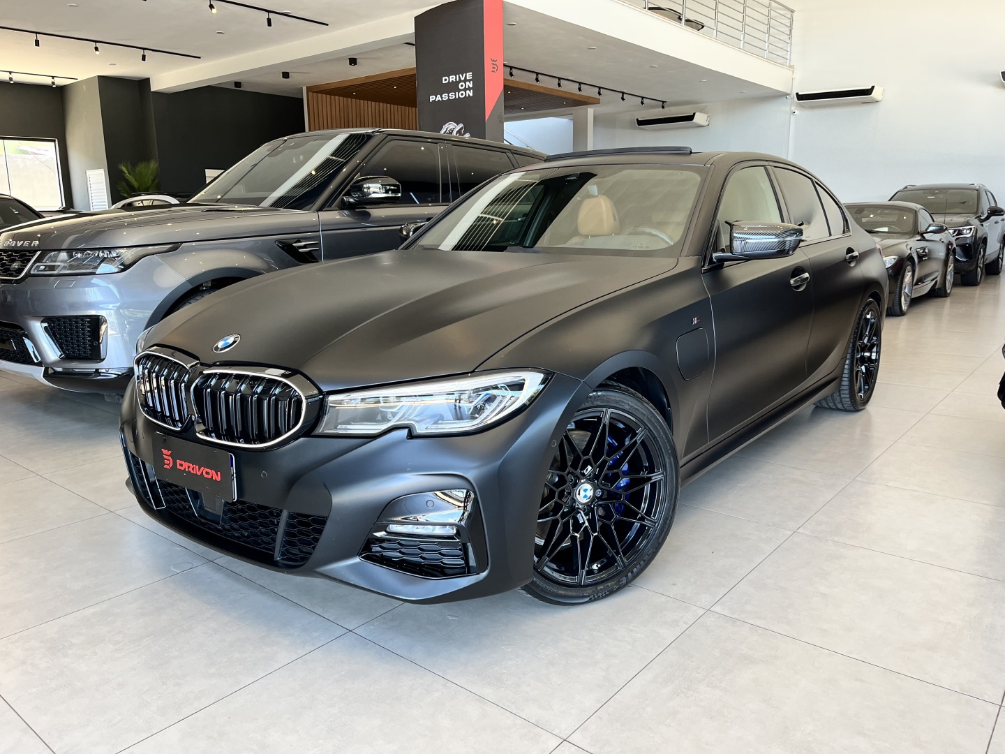 BMW 330e