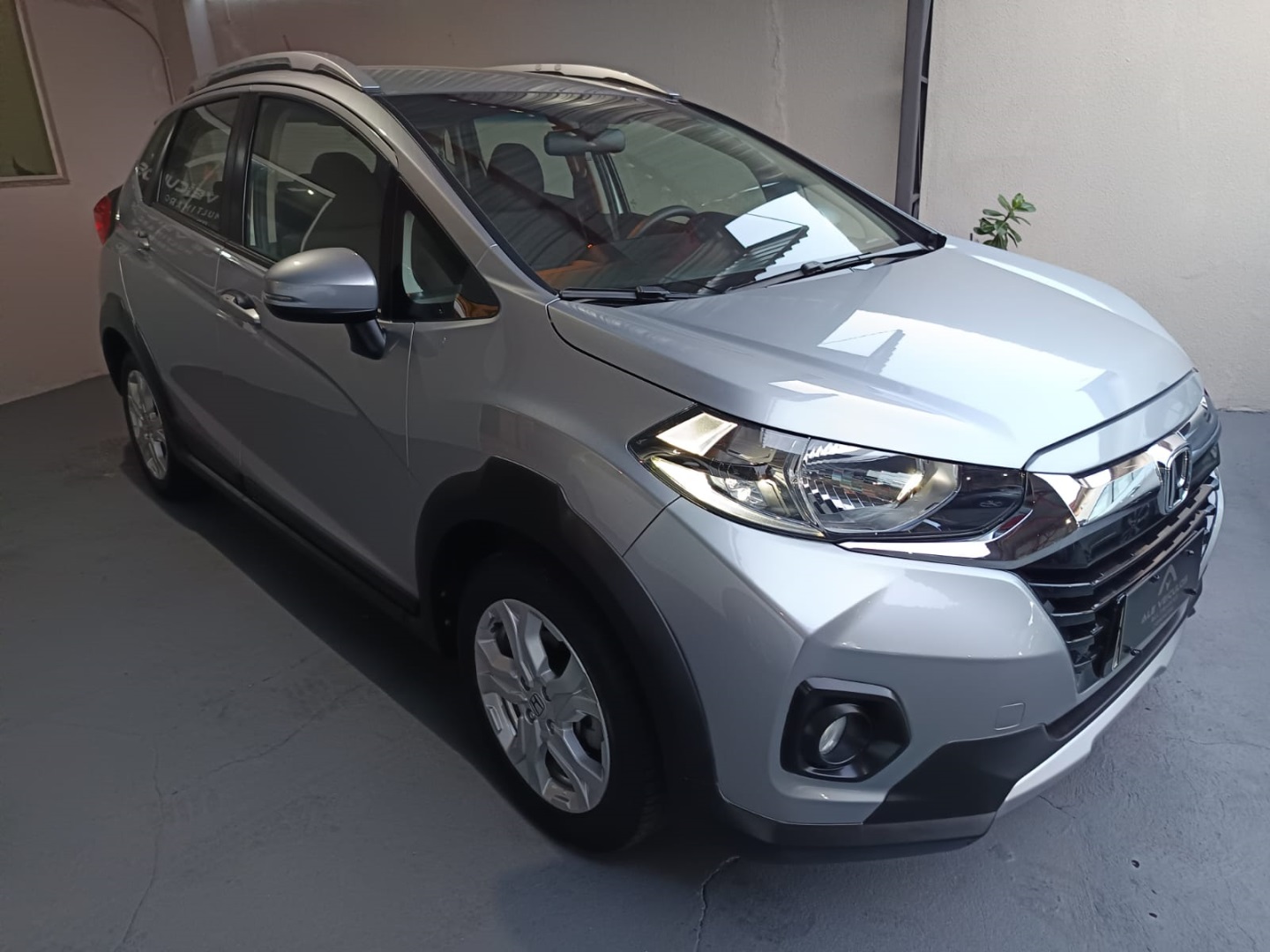 HONDA WR-V