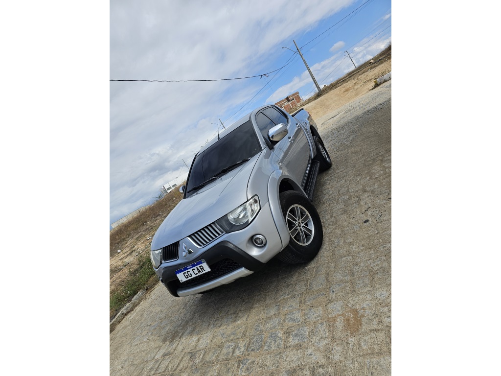 MITSUBISHI L200 TRITON